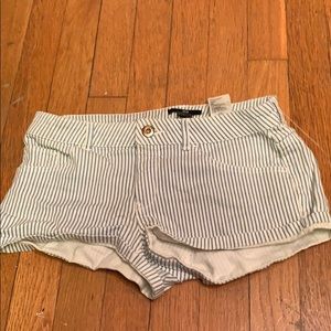H&M low rise shorts